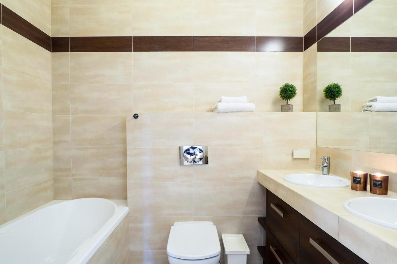 Prestige Apartment - Elegant & Quiet Stay 3 Rooms 90M2 - As Home Apartamenty Rynek 508 Βρότσλαβ Εξωτερικό φωτογραφία
